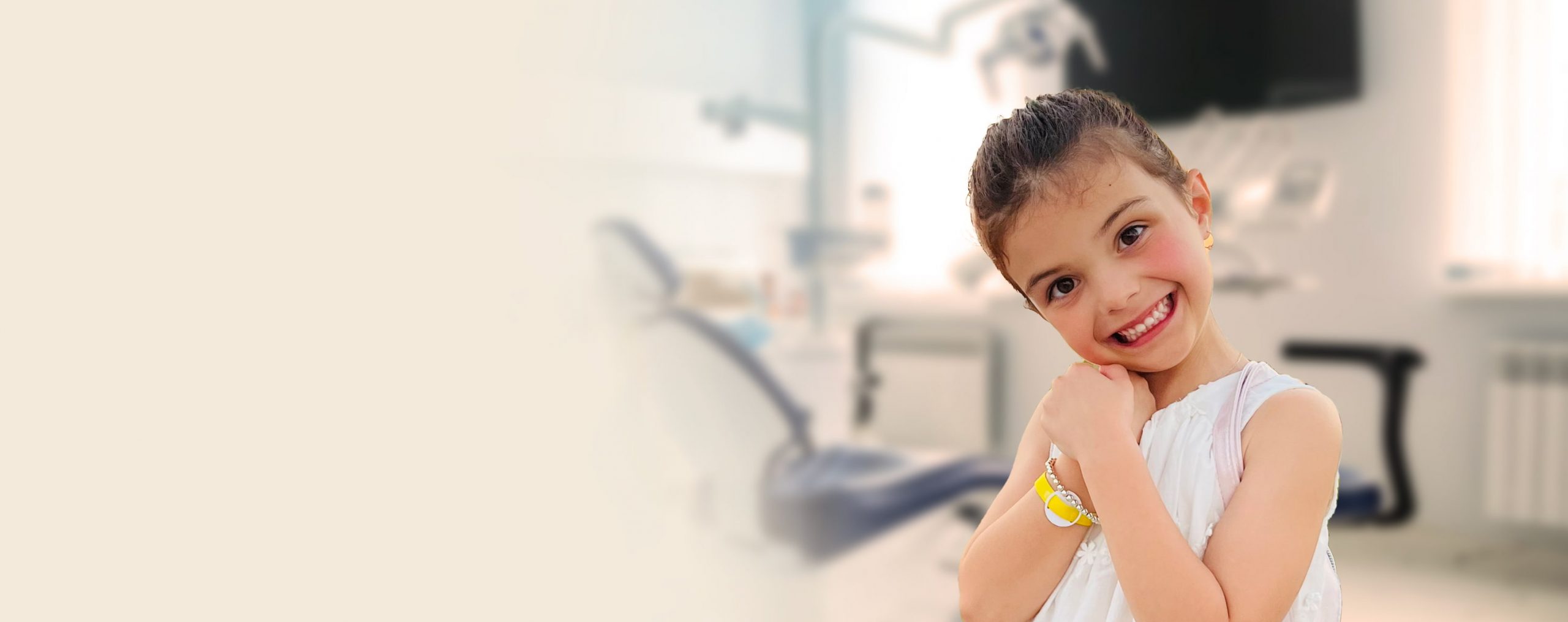 Enfant chez le dentiste - Clinique dentaire du Carrefour